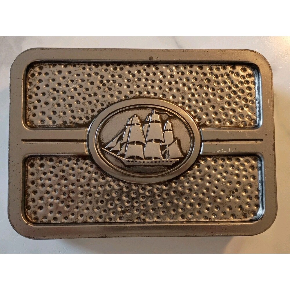 Vintage 1990 Old Spice Classic Hammered Metal Tin Case – Shulton  Eng– Tall Ship